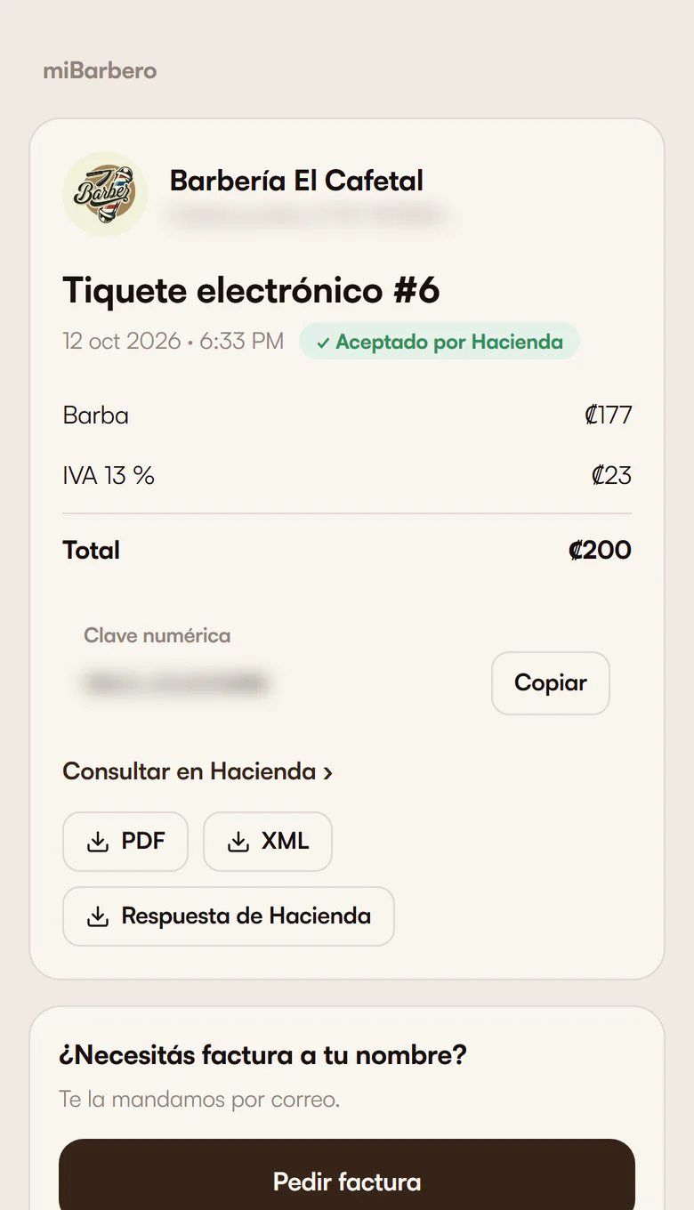 Comprobante electrónico en el celular del cliente, aceptado por Hacienda, con botones para bajar el PDF y pedir factura